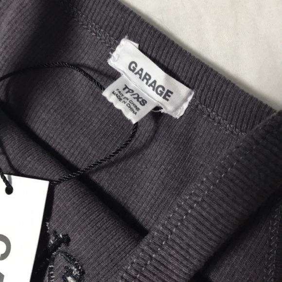 angel wings embroidered garage top - Picture 3 of 3